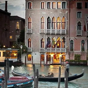Pesaro Palace Otel